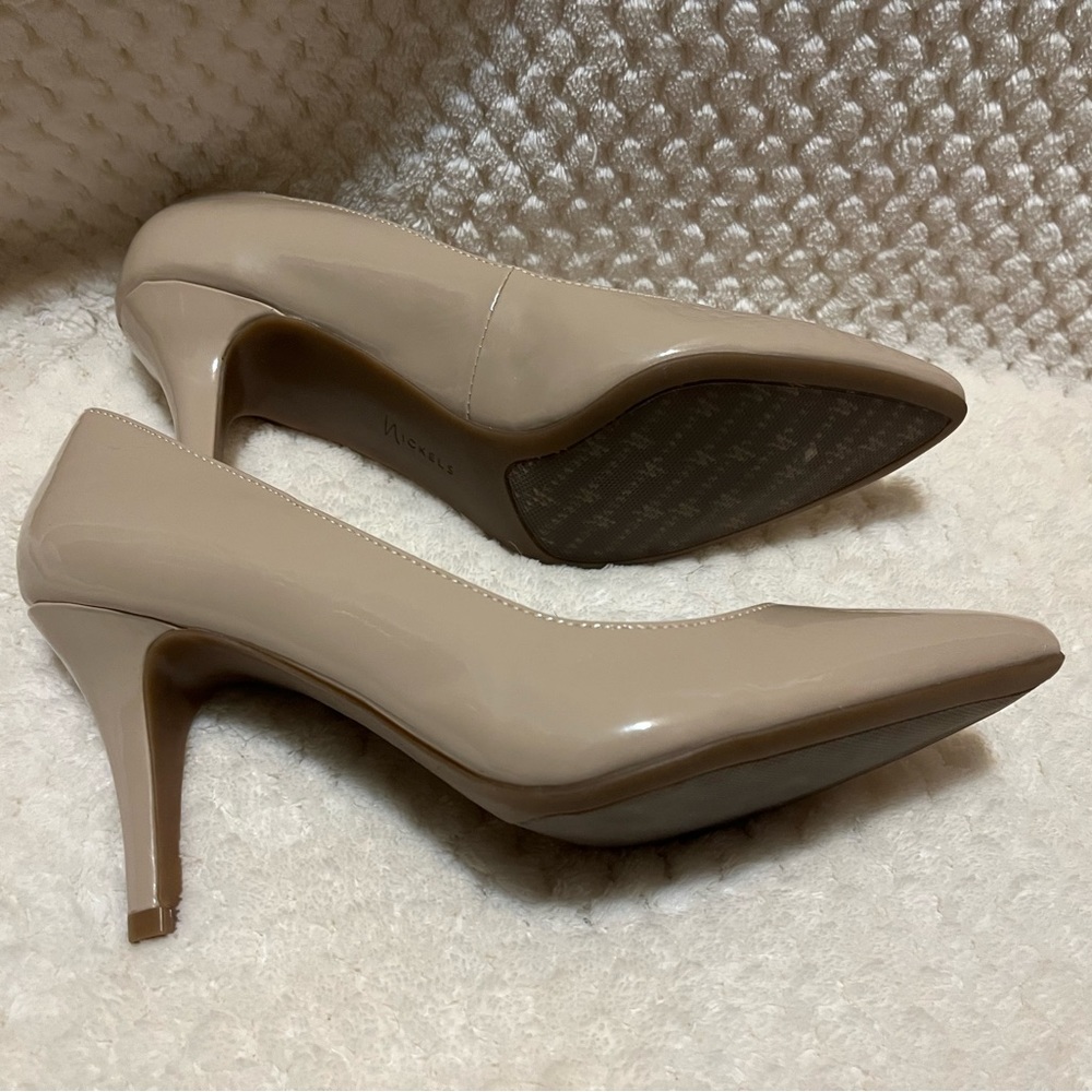 NICKELS BRAND MISSES PUMPS SIZE 8.5 LIGHT TAN NEW NO BOX! - Picture 4 of 4